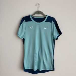 Mens Nike Light Blue & Navy tennis tee